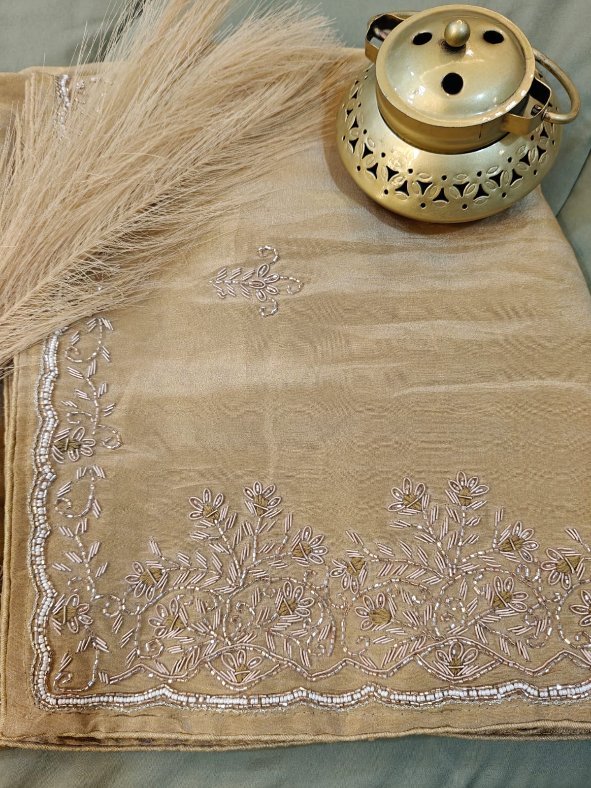 Golden Sand – Subtle Tissue Handwork Saree