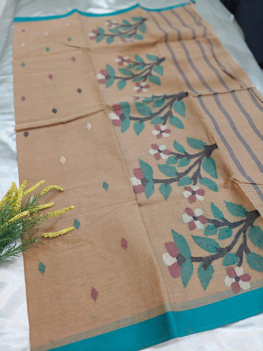 Sand Bloom Handwoven Jamdani Saree