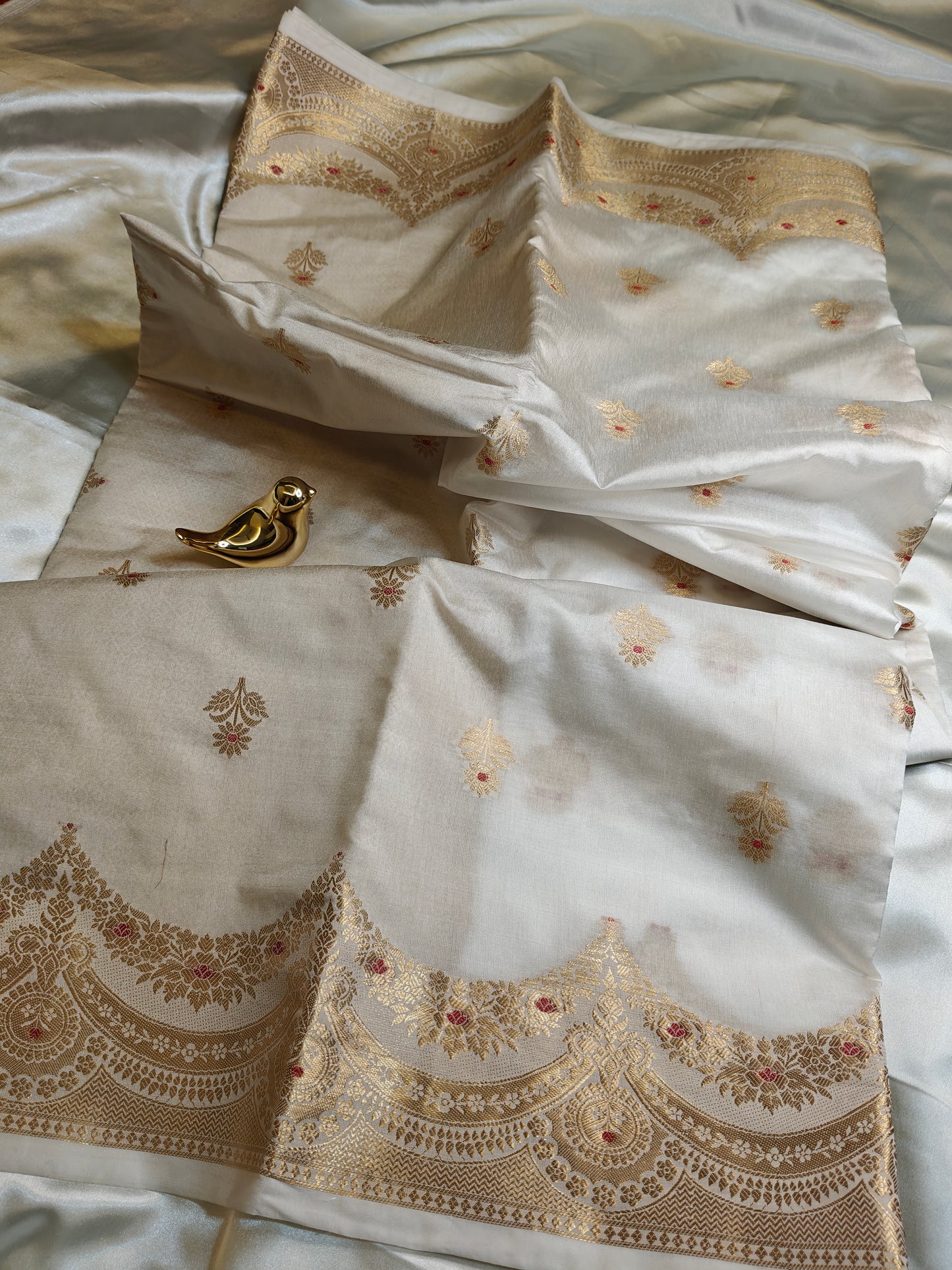 Pearl White Soft Silk Banarasi