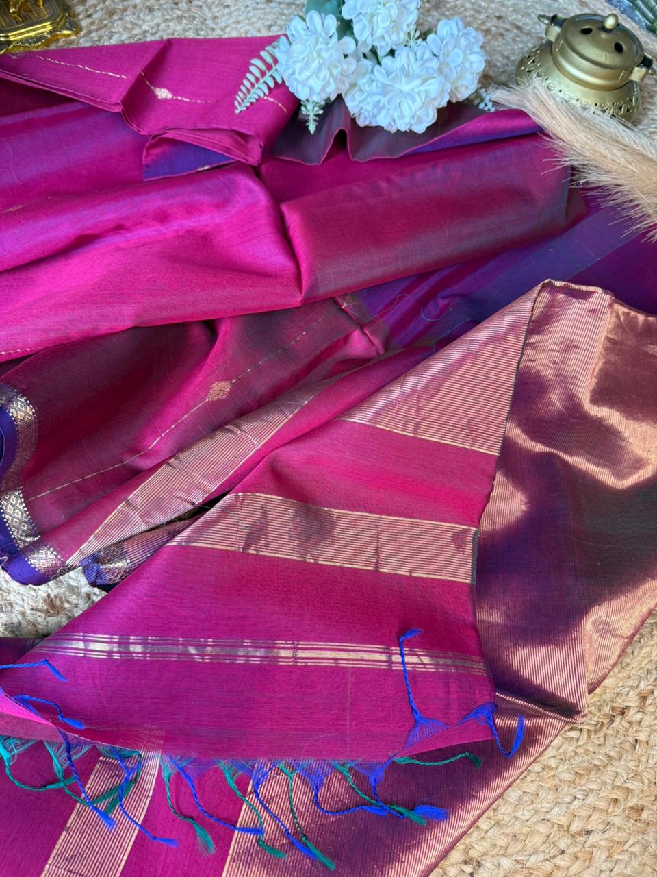 Rani Pink Dual Tone Maheshwari Silk-Cotton Saree