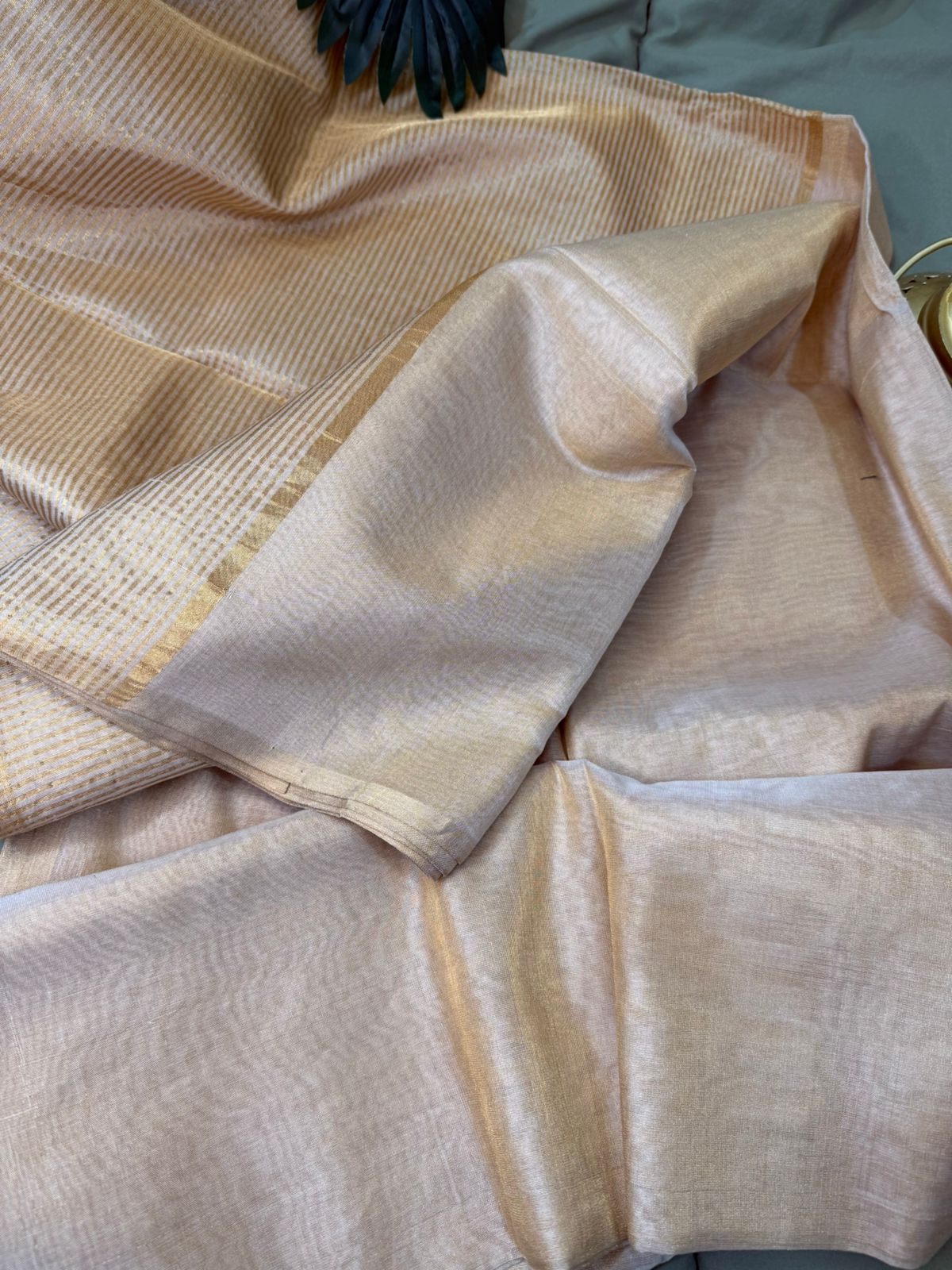Soft Gold Borderless Tissue Maheshwari
