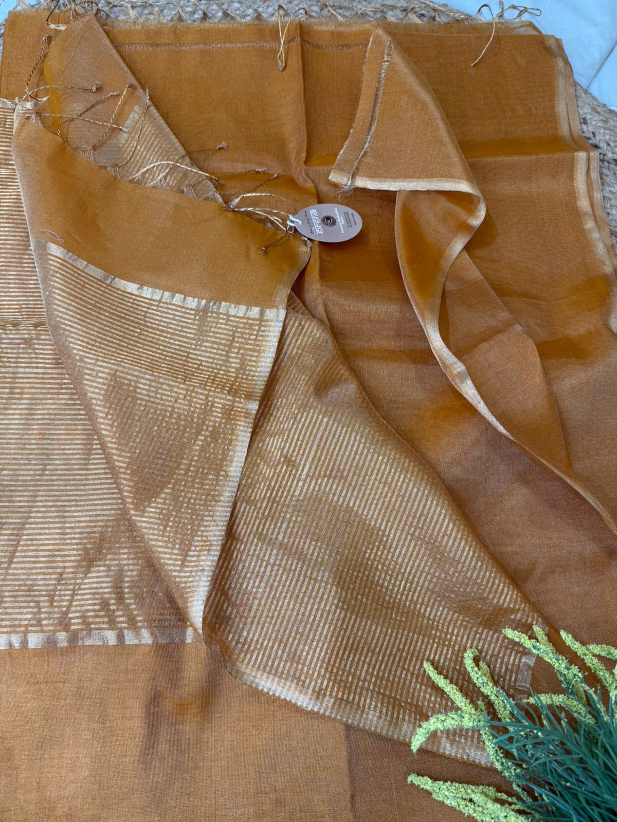 Rustic Gold Tissue Maheshwari Saree