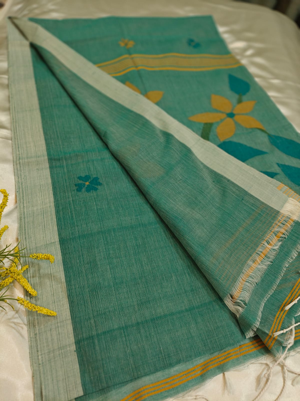 Sea Green Handwoven Jamdani Saree with Floral Motifs