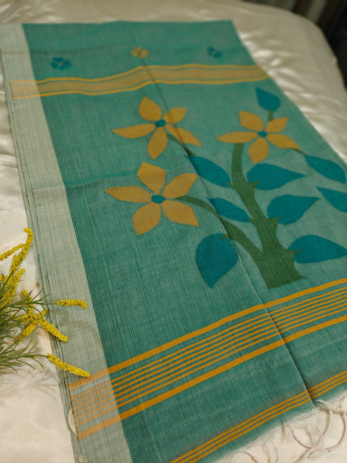 Sea Green Handwoven Jamdani Saree with Floral Motifs