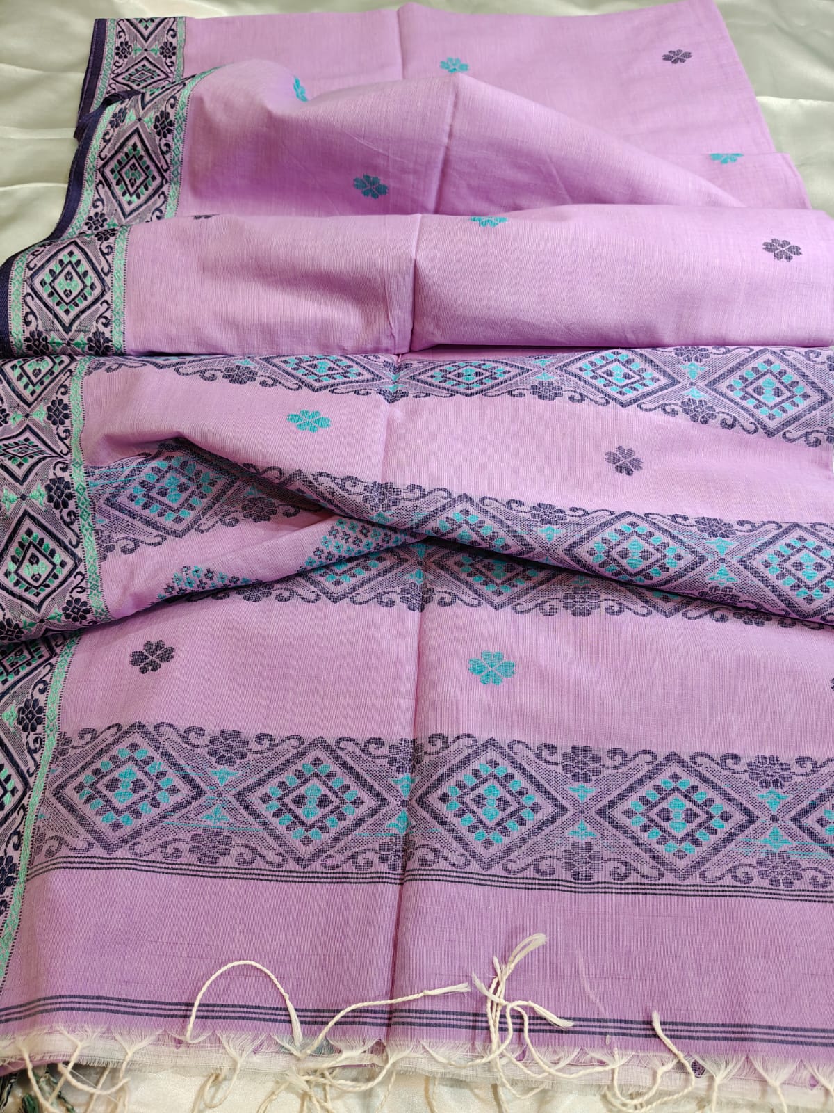 Lilac Handloom Cotton Saree with Traditional Border