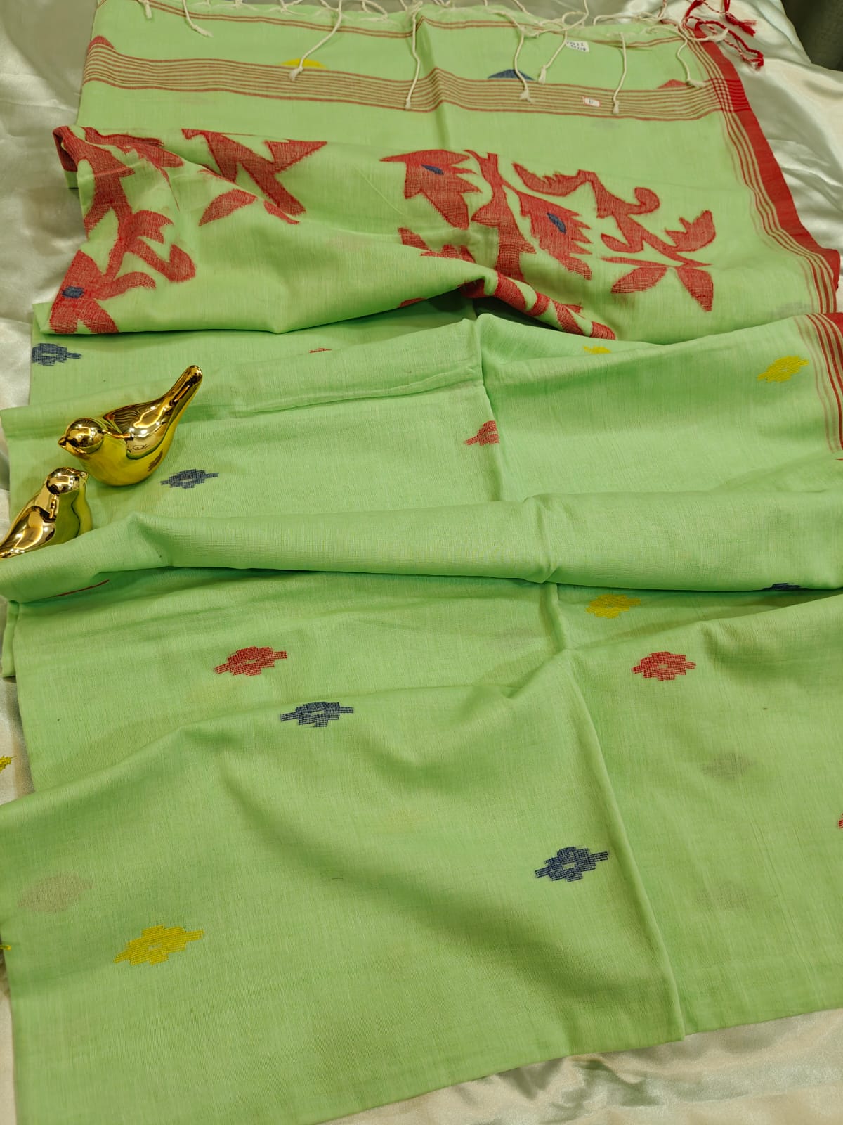 Pista Green Intricate Handwoven Jamdani Saree