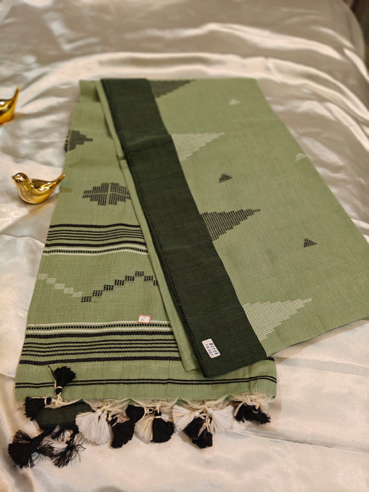 Pista Green temple Border Handwoven Cotton Jamdani saree