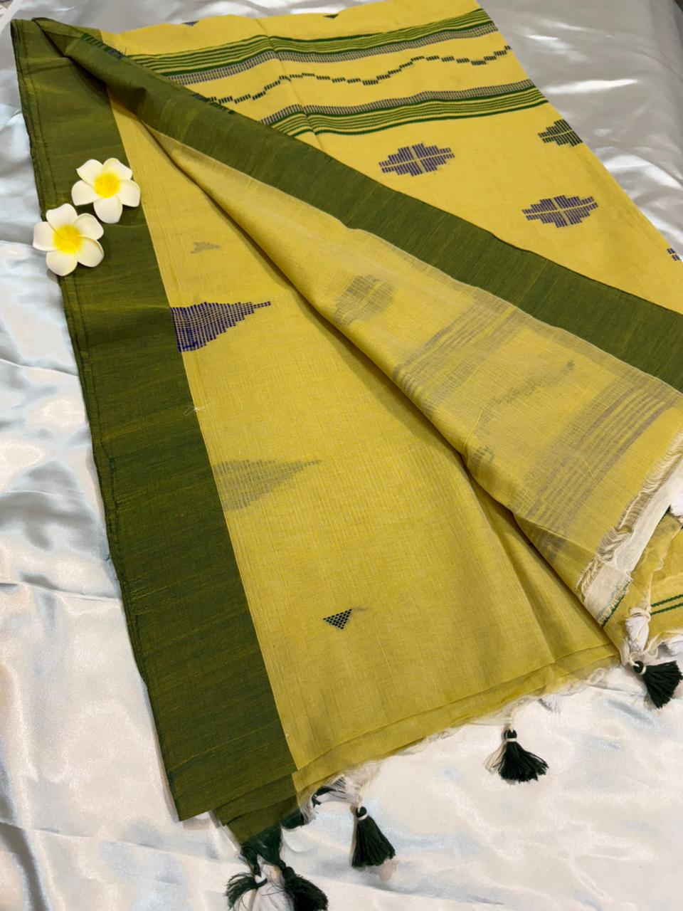 Lemon Yellow Temple Border Handwoven Jamdani Saree