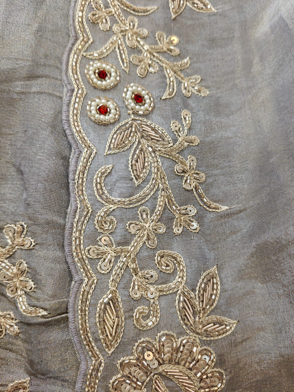 Grey Whisper – Intricate Tissue Handwork Saree