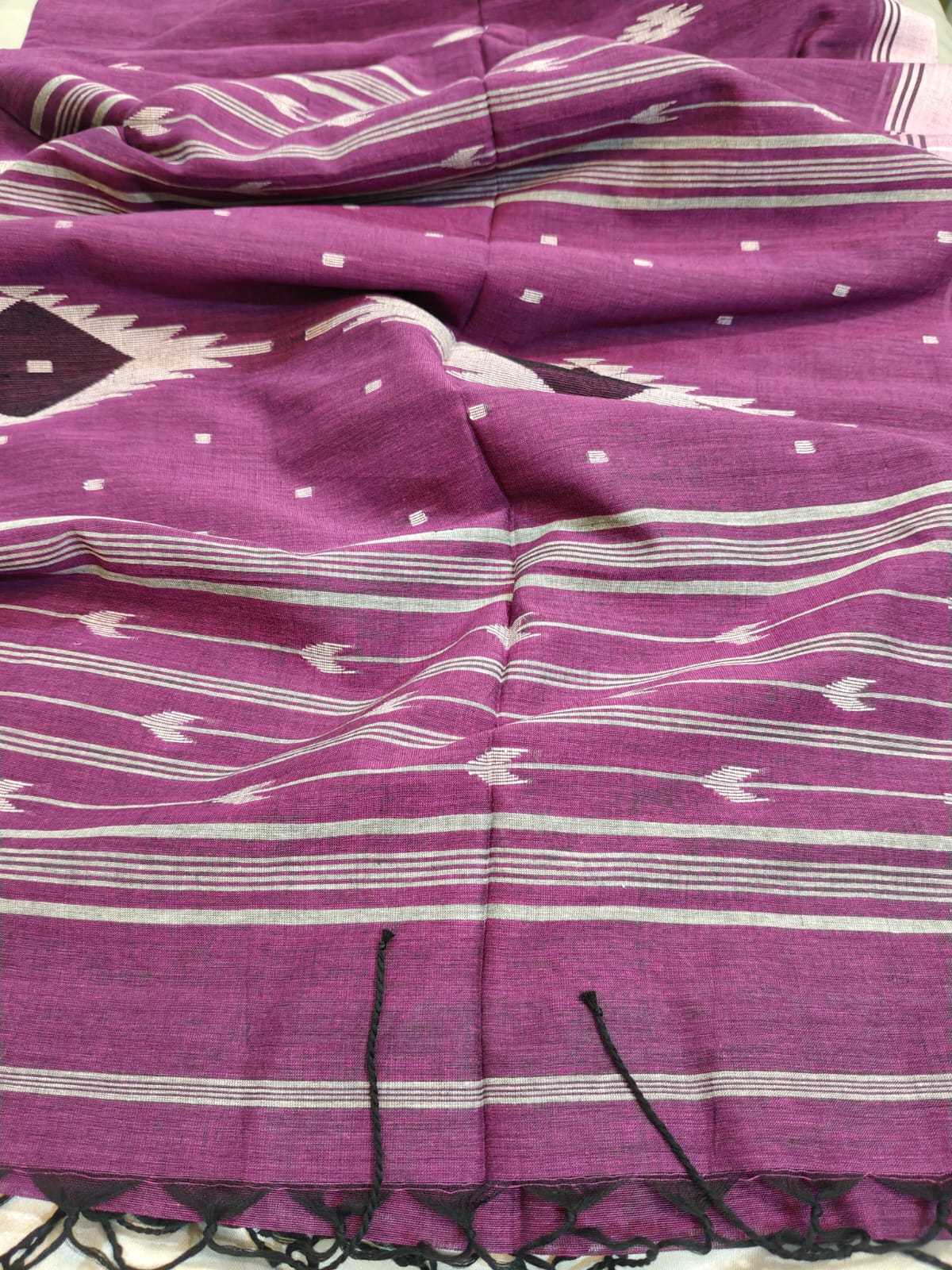 Magenta Handwoven Jamdani Saree